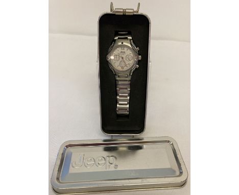 A men's boxed chronograph wristwatch by Jeep.  Luminous hands with seconds hand and date function. Water resistant up to 10 A