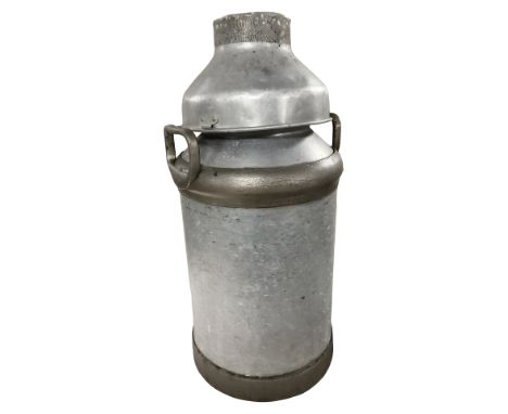 An aluminium milk churn, height 67 cm.