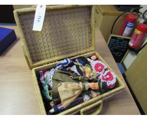  Sale Item:    PICNIC HAMPER DOLLS ETC   Vat Status:   No Vat   Buyers Premium:  This lot is subject to a Buyers Premium of 1