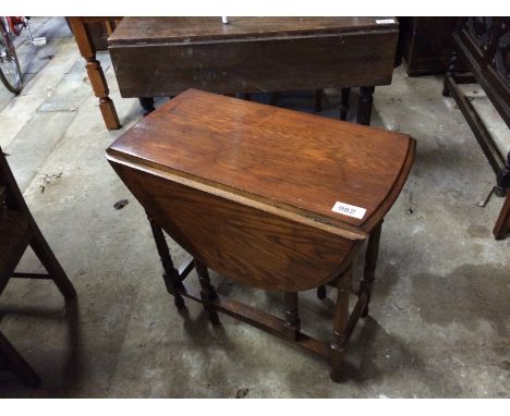  Sale Item:    OAK GATE LEG TABLE   Vat Status:   No Vat   Buyers Premium:  This lot is subject to a Buyers Premium of 15% + 