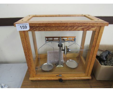  Sale Item:    CASED GALENKAMP SCALES & WEIGHTS   Vat Status:   No Vat   Buyers Premium:  This lot is subject to a Buyers Pre
