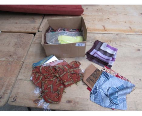  Sale Item:    BOX LADIES SCARVES   Vat Status:   No Vat   Buyers Premium:  This lot is subject to a Buyers Premium of 15% + 