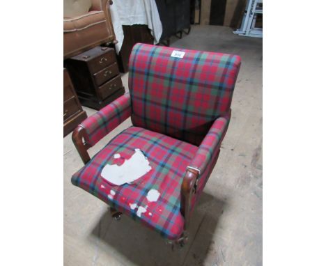  Sale Item:    OFFICE CHAIR   Vat Status:   No Vat   Buyers Premium:  This lot is subject to a Buyers Premium of 15% + Vat @ 