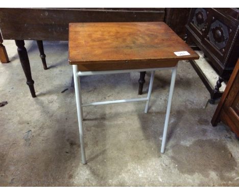  Sale Item:    CHILDS SCHOOL DESK   Vat Status:   No Vat   Buyers Premium:  This lot is subject to a Buyers Premium of 15% + 