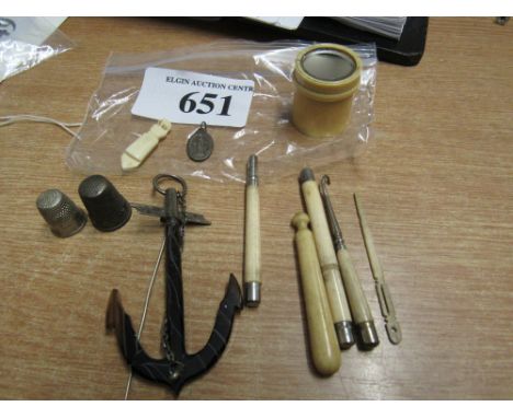  Sale Item:    BAG THIMBLES ANCHOR TRINKETS ETC   Vat Status:   No Vat   Buyers Premium:  This lot is subject to a Buyers Pre