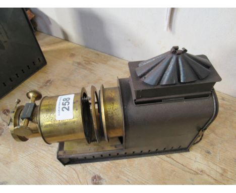  Sale Item:    MAGIC LANTERN LONDON (AF)   Vat Status:   No Vat   Buyers Premium:  This lot is subject to a Buyers Premium of