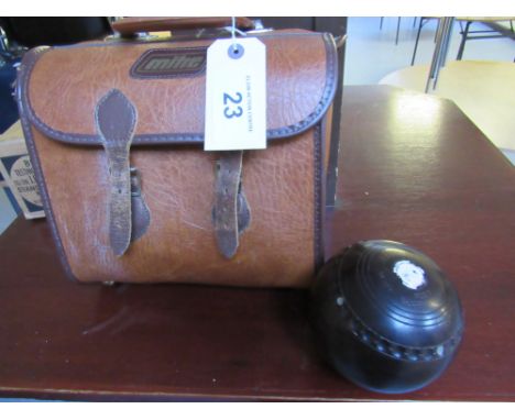  Sale Item:    BAG SET 4 BOWLS (BAG AF)   Vat Status:   No Vat   Buyers Premium:  This lot is subject to a Buyers Premium of 