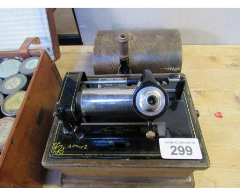  Sale Item:    EDISON FIRESIDE PHONOGRAPH & CASE RECORDS ETC (AF)  Vat Status:   No Vat   Buyers Premium:  This lot is subjec