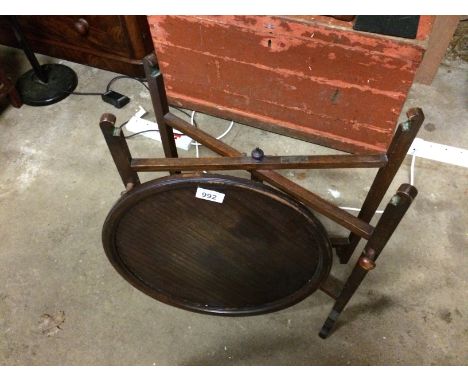  Sale Item:    ROUND FOLDING TABLE (AF)   Vat Status:   No Vat   Buyers Premium:  This lot is subject to a Buyers Premium of 