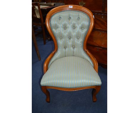 Victorian Light Mahogany Green Upholstered Nursing Chair 