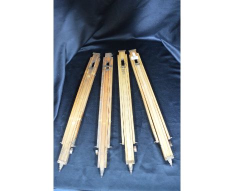Four Boxwood Tripod Lees