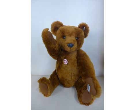 A Steiff bear 55 PB 1902 replica, made in 2002 - limited edition, EAN 404009 -55cm with box and certificate 