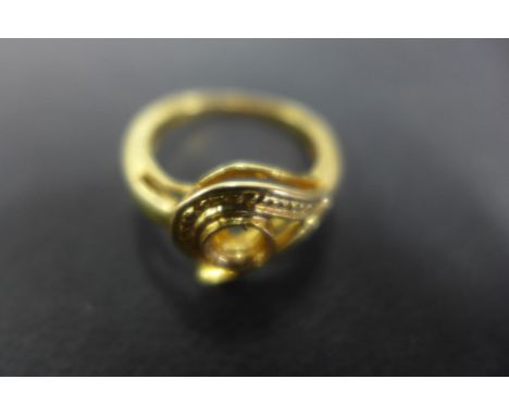 An 18ct ring, missing stone, Italian hallmarks, weight approx 3.4 grams - size L - surface marks and missing stone 