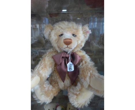 A Steiff year 200 bear, made in 1999 to mark the Millenium, limited edition EAN 670374 - 43cm tall with box 