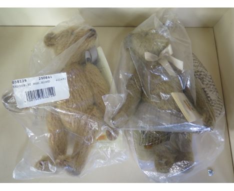 Two Steiff teddy Appolonia  - limited editions, still in sealed bags, made in 2004 - EAN 90841 and 250841 - 30cm tall 