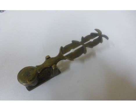 A set of brass sovereign and half sovereign scales 
