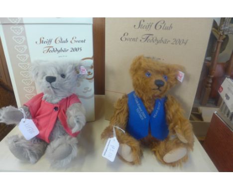 A Steiff mohair Club Event Bear 2004 - 21cm - limited edition number 1881. limited to the year 2004 - in very good condition 
