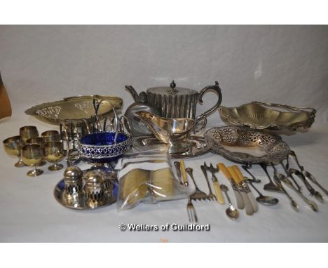 A box of silver plated wares including comport, teapot and toast rack; two silver and tortoiseshell hat brushes; three silver