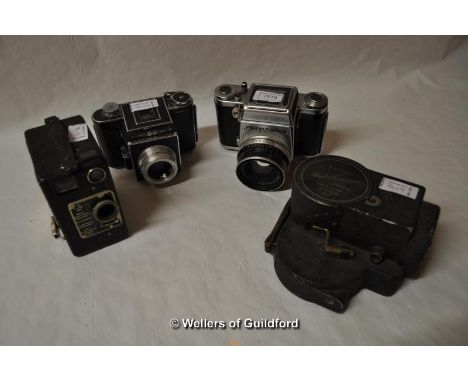 Praktisix II camera with Biometar 2.8/80 lens (6891185); together with Ensign Auto Kinecam, Agiflex camera with Anastigmat 80