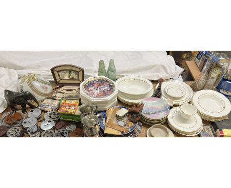 A Royal Worcester Gold Chantilly pattern part dinner set together with collectors plates, anniversary clock, medallions, Path