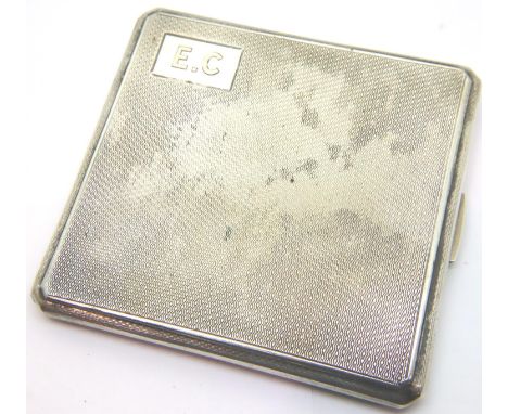 Hallmarked silver cigarette case with engine turned decoration, 104g. P&amp;P Group 1 (£14+VAT for the first lot and £1+VAT f