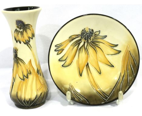 Moorcroft small bud vase and a matching pin dish. P&amp;P Group 2 (£18+VAT for the first lot and £3+VAT for subsequent lots) 