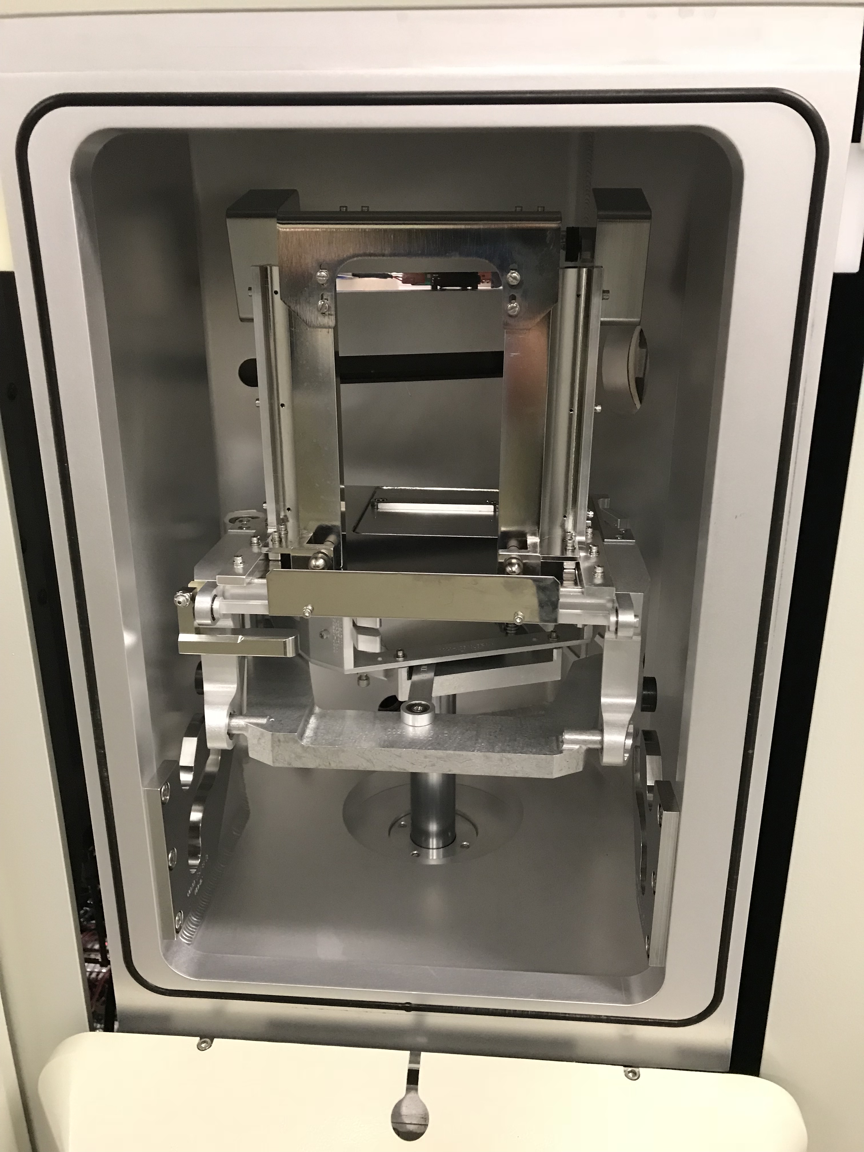 Applied Materials Centura Dps (decoupled Plasma Source) Etcher, Size: 6 