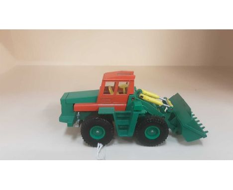Siku Supe-Serie Z die-cast tractor/loader in original box