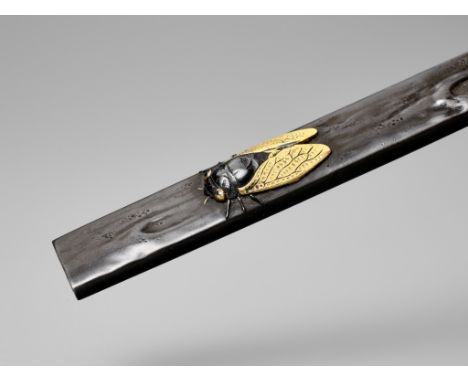SHOZUI: A FINE HAMANO SCHOOL KOZUKA WITH CICADA ON A TREE TRUNKSchool of Hamano Shozui (1696-1769), signed Otsuryuken ShozuiJ