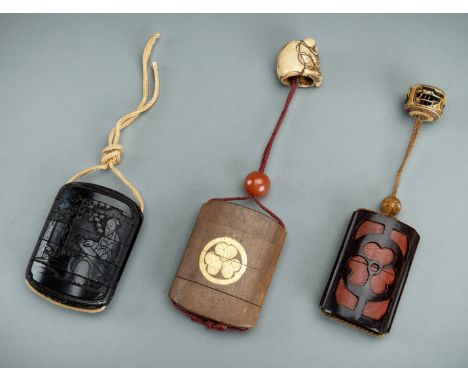 A LOT WITH THREE LACQUER INRO AND TWO NETSUKE, EDO - MEIJIJapan, Edo period (1615-1868) - Meiji period (1868-1912) The first 
