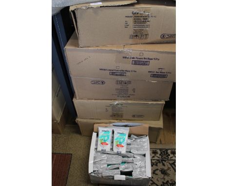 Five boxes of compact wet wipes 