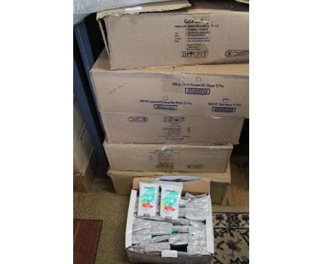 Five boxes of compact wet wipes 