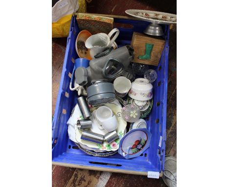 A good box of misc items including cake stand and sprit mearsure 