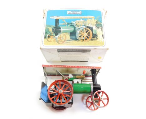 A Mamod steam traction engine, TE1A, boxed.