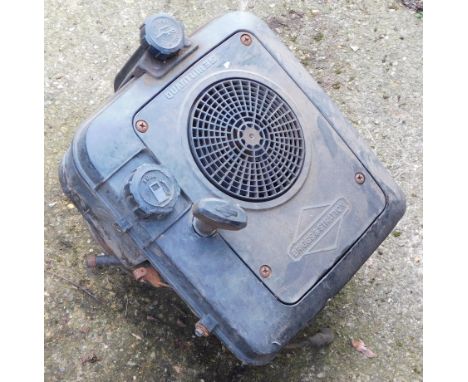 A Briggs &amp; Stratton Quantum 35 lawnmower engine.