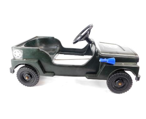 A US Army Jeep pedal car, 80cm wide.
