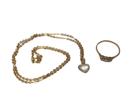 18ct gold diamond three stone ring, size S and 18ct gold chain with a heart pendant, 49.5cm longTotal weight 7.6g