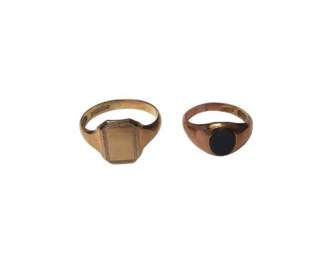 9ct gold signet ring, size T and 9ct rose gold signet ring with bloodstone panel, size K (2)Total weight 4.8 grams
