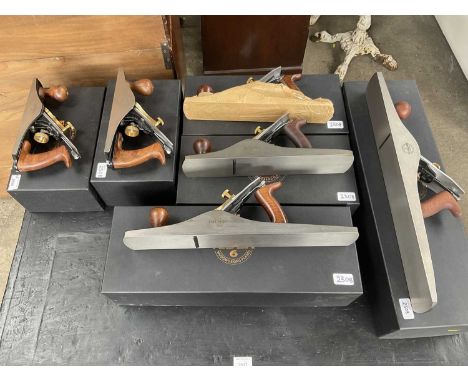 The complete Axminster Rider Bench Plane range comprising No. 4, 4½, 5,5½, 6 &amp; 7, all boxed and almost as new condition (