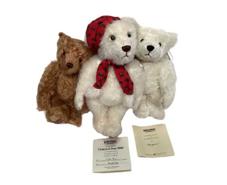 Merrythought boxed bears including Regal Splendour, Evacuee, Christmas 2002 and three others.