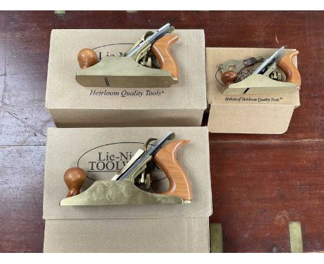 Three Lie-Nielsen Toolworks bronze and wooden bench planes, numbers 1,2 and 3, all boxed and also as new (3)