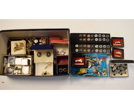 Large quantity of mainly 20th Century cufflinks, enamel pins etc   Condition: 