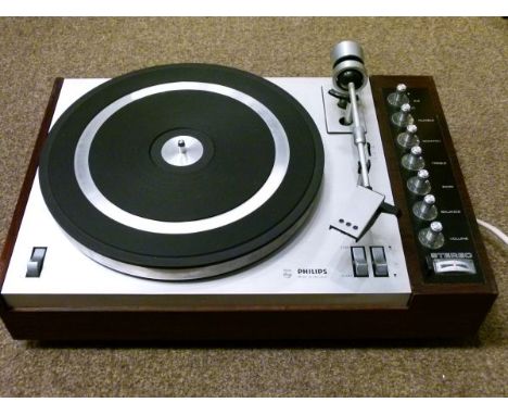 Vintage Philips GF 808 stereo record player with speakers   Condition: 