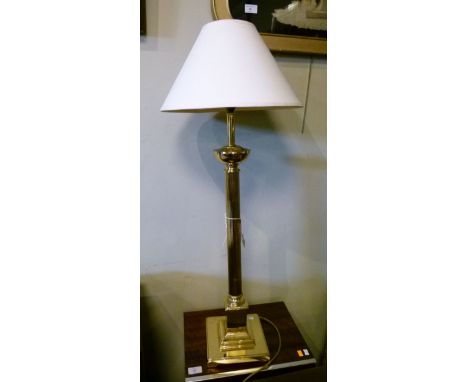 Late 20th Century brass column design table lamp   Condition: 