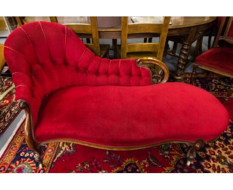 VICTORIAN BUTTON BACK CABRIOLE LEG CHAISE LONGUE