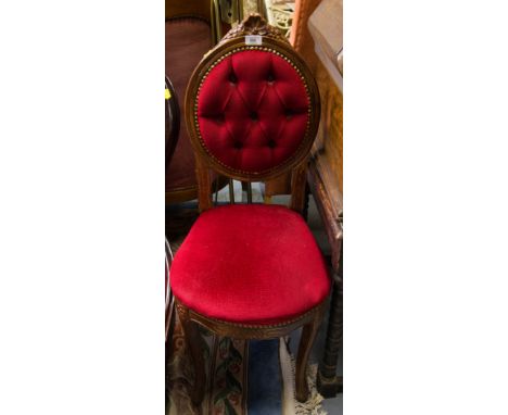 OVAL BUTTON BACK BEDROOM CHAIR