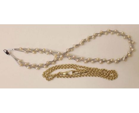 9ct gold belcher necklace chain, 9.8g and a white metal and pink pearl modern design necklace (2). Condition report: see term