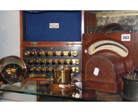 A COLLECTION OF VINTAGE SCIENTIFIC AND ELECTRICAL APPARATUS TO INCLUDE A MAHOGANY CASED WHEATSTONE BRIDGE, A MILLIAMETER, A S