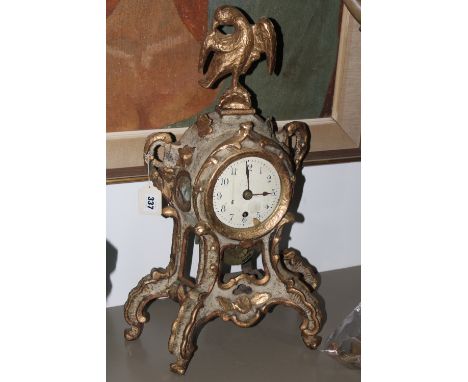 A RARE 18TH CENTURY CARVED GILTWOOD CASED ITALIANATE MANTLE CLOCK WITH SINGLE FUSEE MOVEMENT