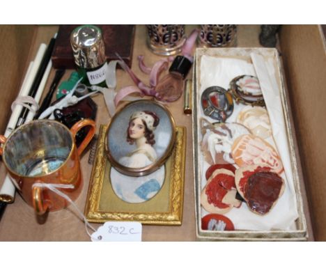A COLLECTION OF OBJETS TROUVE TO INCLUDE SHELL CAMEOS, MINIATURES, A WALNUT TEA CADDY, ETC.